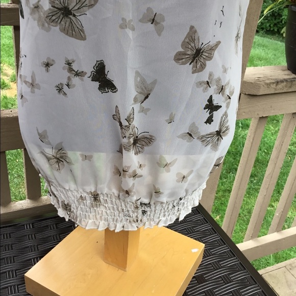 SOLD MAURICE’S NWT small sheer butterfly tank - Picture 7 of 13